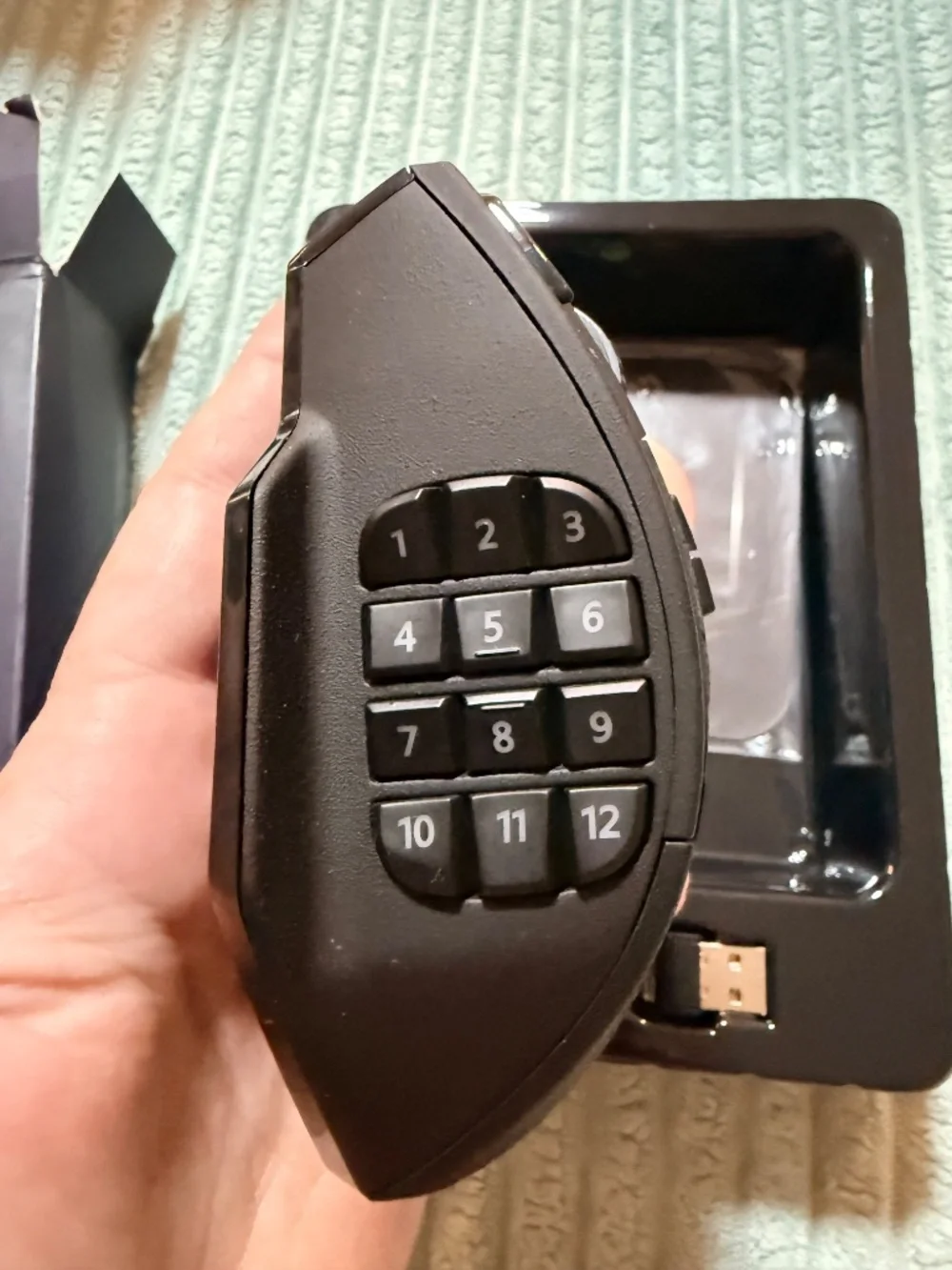 UtechSmart Venus Pro RGB MMO Wireless Gaming Mouse 16000 DPI New Open Box